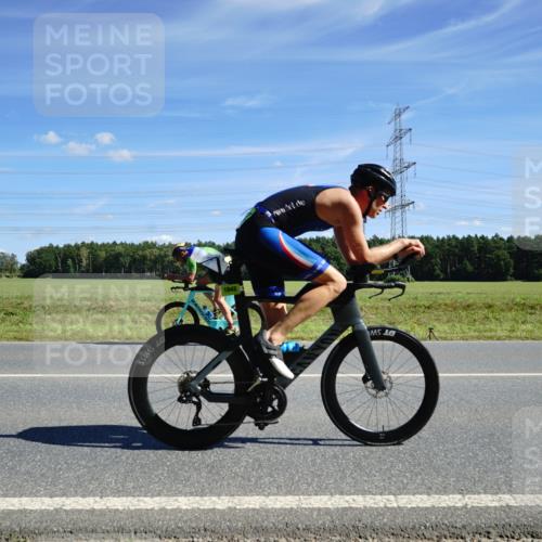07.09.2025 - 19. Norderstedt Triathlon Michael Burmester http://msf.ph/oto/8859307 07.09.2025 13:35:24 Radfahren 1042 meine-sportfotos.de