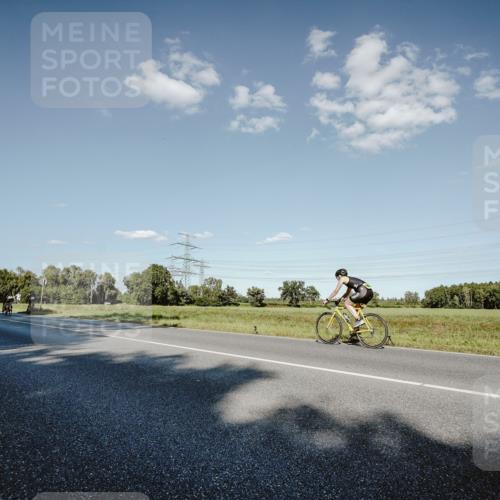 07.09.2025 - 19. Norderstedt Triathlon Michael Burmester http://msf.ph/oto/8859339 07.09.2025 15:45:55 Radfahren 1449, 1527 meine-sportfotos.de