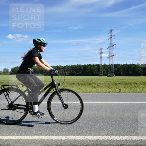 07.09.2025 - 19. Norderstedt Triathlon Michael Burmester http://msf.ph/oto/8859345 07.09.2025 13:36:03 Radfahren 356 meine-sportfotos.de