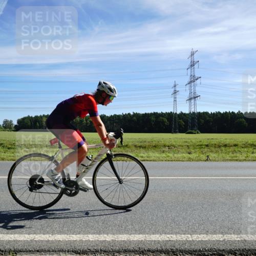 07.09.2025 - 19. Norderstedt Triathlon Michael Burmester http://msf.ph/oto/8859384 07.09.2025 11:38:24 Radfahren 714, 719, 720 meine-sportfotos.de
