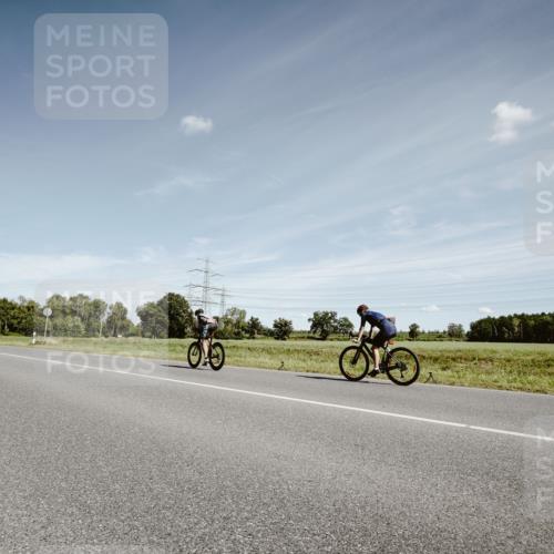 07.09.2025 - 19. Norderstedt Triathlon Michael Burmester http://msf.ph/oto/8859393 07.09.2025 12:43:54 Radfahren 1317, 1385 meine-sportfotos.de