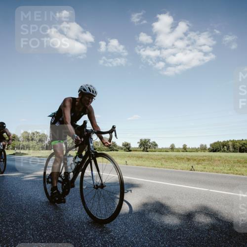 07.09.2025 - 19. Norderstedt Triathlon Michael Burmester http://msf.ph/oto/8859416 07.09.2025 15:46:27 Radfahren 875, 912, 1533 meine-sportfotos.de