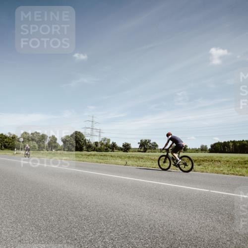 07.09.2025 - 19. Norderstedt Triathlon Michael Burmester http://msf.ph/oto/8859435 07.09.2025 12:44:12 Radfahren 1342 meine-sportfotos.de