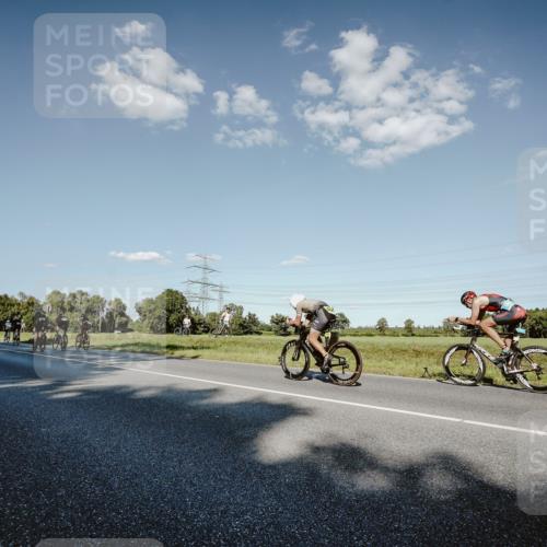 07.09.2025 - 19. Norderstedt Triathlon Michael Burmester http://msf.ph/oto/8859440 07.09.2025 15:46:32 Radfahren  meine-sportfotos.de