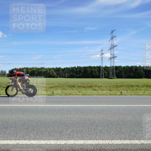 07.09.2025 - 19. Norderstedt Triathlon Michael Burmester http://msf.ph/oto/8859443 07.09.2025 13:38:13 Radfahren 1015 meine-sportfotos.de