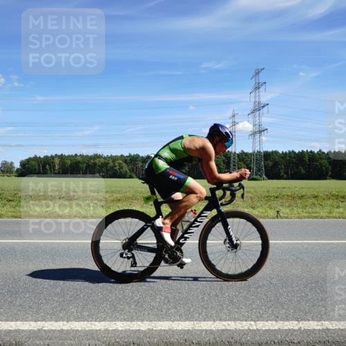 07.09.2025 - 19. Norderstedt Triathlon Michael Burmester http://msf.ph/oto/8859467 07.09.2025 13:38:36 Radfahren 997 meine-sportfotos.de
