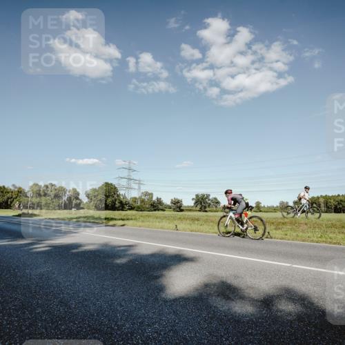 07.09.2025 - 19. Norderstedt Triathlon Michael Burmester http://msf.ph/oto/8859468 07.09.2025 15:46:43 Radfahren 526 meine-sportfotos.de
