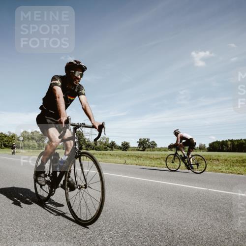 07.09.2025 - 19. Norderstedt Triathlon Michael Burmester http://msf.ph/oto/8859491 07.09.2025 12:44:39 Radfahren 1238 meine-sportfotos.de