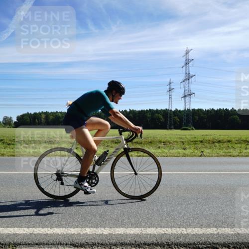 07.09.2025 - 19. Norderstedt Triathlon Michael Burmester http://msf.ph/oto/8859503 07.09.2025 11:39:36 Radfahren 765, 806, 1210 meine-sportfotos.de