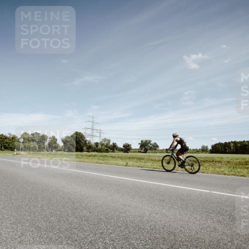 07.09.2025 - 19. Norderstedt Triathlon Michael Burmester http://msf.ph/oto/8859518 07.09.2025 12:44:56 Radfahren 167, 820 meine-sportfotos.de