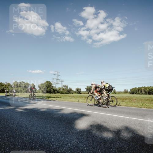 07.09.2025 - 19. Norderstedt Triathlon Michael Burmester http://msf.ph/oto/8859519 07.09.2025 15:47:02 Radfahren 943 meine-sportfotos.de