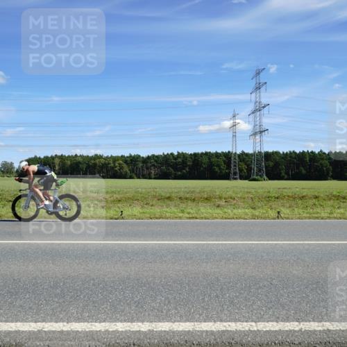 07.09.2025 - 19. Norderstedt Triathlon Michael Burmester http://msf.ph/oto/8859530 07.09.2025 13:39:49 Radfahren  meine-sportfotos.de