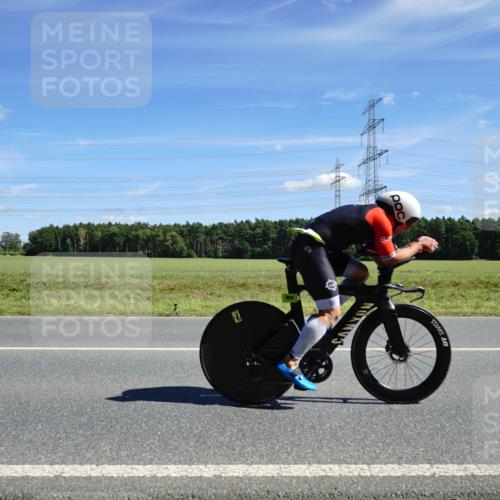 07.09.2025 - 19. Norderstedt Triathlon Michael Burmester http://msf.ph/oto/8859535 07.09.2025 13:39:57 Radfahren 969 meine-sportfotos.de