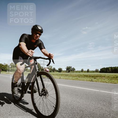 07.09.2025 - 19. Norderstedt Triathlon Michael Burmester http://msf.ph/oto/8859551 07.09.2025 12:45:25 Radfahren 222, 308, 739, 783 meine-sportfotos.de