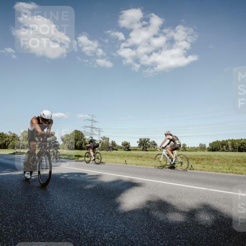 07.09.2025 - 19. Norderstedt Triathlon Michael Burmester http://msf.ph/oto/8859563 07.09.2025 15:47:20 Radfahren 1472, 1514 meine-sportfotos.de