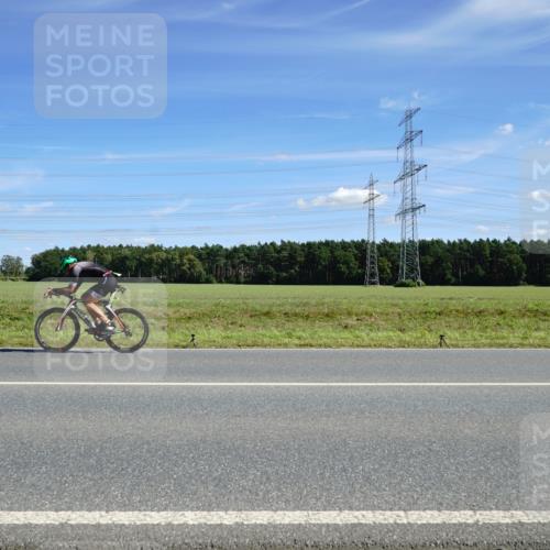 07.09.2025 - 19. Norderstedt Triathlon Michael Burmester http://msf.ph/oto/8859587 07.09.2025 13:40:54 Radfahren 1037 meine-sportfotos.de