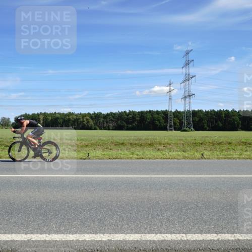07.09.2025 - 19. Norderstedt Triathlon Michael Burmester http://msf.ph/oto/8859592 07.09.2025 13:40:55 Radfahren 1037 meine-sportfotos.de