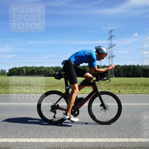 07.09.2025 - 19. Norderstedt Triathlon Michael Burmester http://msf.ph/oto/8859606 07.09.2025 13:41:07 Radfahren 880 meine-sportfotos.de
