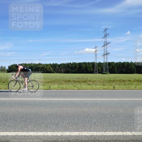 07.09.2025 - 19. Norderstedt Triathlon Michael Burmester http://msf.ph/oto/8859610 07.09.2025 13:41:16 Radfahren  meine-sportfotos.de