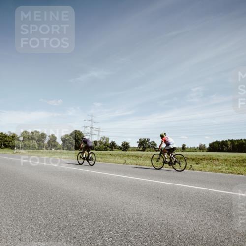 07.09.2025 - 19. Norderstedt Triathlon Michael Burmester http://msf.ph/oto/8859628 07.09.2025 12:46:05 Radfahren 166, 175, 1270, 1293, 1374 meine-sportfotos.de