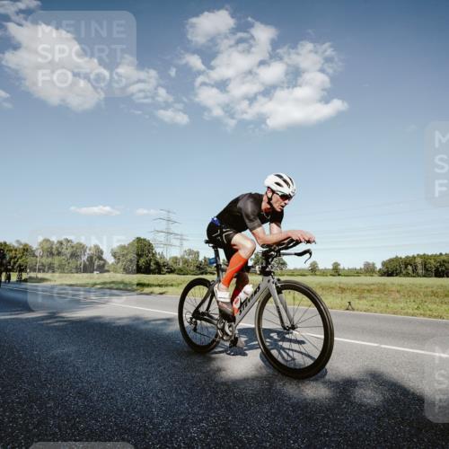 07.09.2025 - 19. Norderstedt Triathlon Michael Burmester http://msf.ph/oto/8859634 07.09.2025 15:47:44 Radfahren 532, 927, 941, 1415, 1419, 1544 meine-sportfotos.de