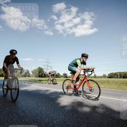 07.09.2025 - 19. Norderstedt Triathlon Michael Burmester http://msf.ph/oto/8859641 07.09.2025 15:47:45 Radfahren 532, 927, 941, 1419, 1544 meine-sportfotos.de