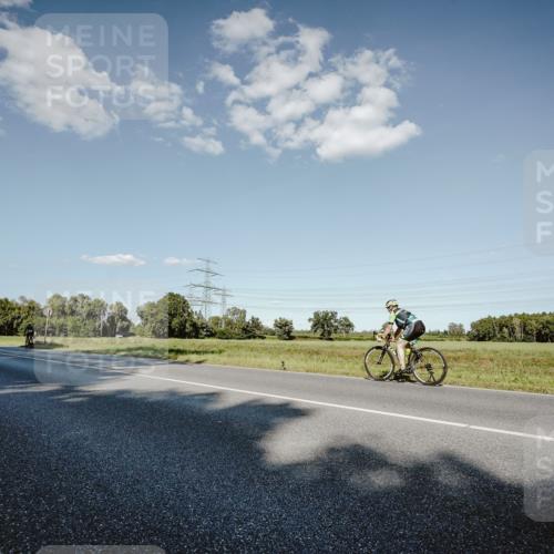 07.09.2025 - 19. Norderstedt Triathlon Michael Burmester http://msf.ph/oto/8859661 07.09.2025 15:47:55 Radfahren 414 meine-sportfotos.de