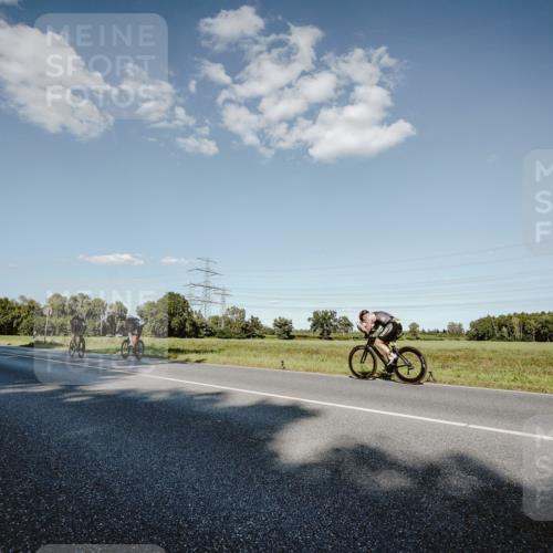 07.09.2025 - 19. Norderstedt Triathlon Michael Burmester http://msf.ph/oto/8859679 07.09.2025 15:48:01 Radfahren 1082, 1473 meine-sportfotos.de