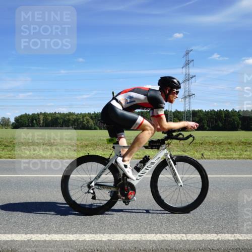 07.09.2025 - 19. Norderstedt Triathlon Michael Burmester http://msf.ph/oto/8859685 07.09.2025 13:42:11 Radfahren 979, 1041 meine-sportfotos.de