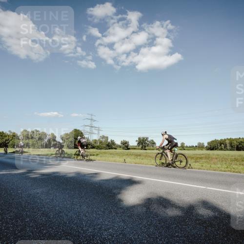 07.09.2025 - 19. Norderstedt Triathlon Michael Burmester http://msf.ph/oto/8859686 07.09.2025 15:48:02 Radfahren 1082, 1473, 1532 meine-sportfotos.de