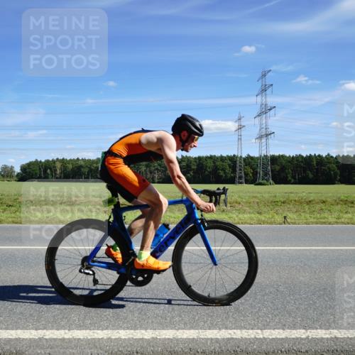 07.09.2025 - 19. Norderstedt Triathlon Michael Burmester http://msf.ph/oto/8859690 07.09.2025 13:42:16 Radfahren 1002 meine-sportfotos.de
