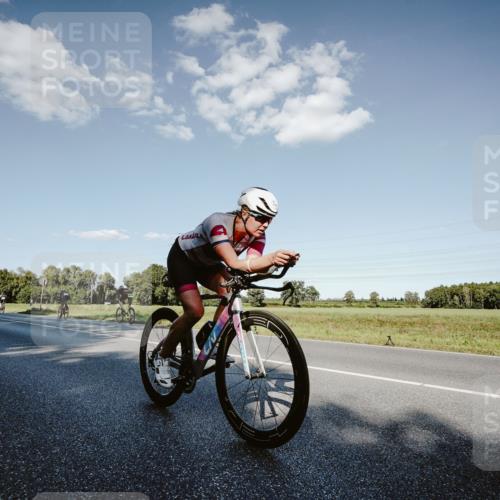 07.09.2025 - 19. Norderstedt Triathlon Michael Burmester http://msf.ph/oto/8859696 07.09.2025 15:48:05 Radfahren 406, 1531, 1532 meine-sportfotos.de