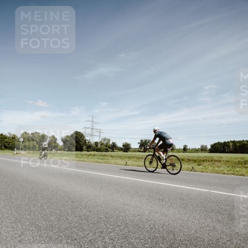 07.09.2025 - 19. Norderstedt Triathlon Michael Burmester http://msf.ph/oto/8859705 07.09.2025 12:47:14 Radfahren 345, 1260 meine-sportfotos.de