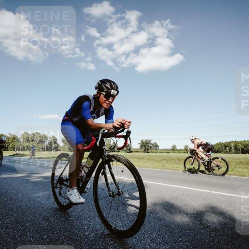 07.09.2025 - 19. Norderstedt Triathlon Michael Burmester http://msf.ph/oto/8859710 07.09.2025 15:48:09 Radfahren 381, 406, 425, 1051, 1065, 1073, 1531, 1563 meine-sportfotos.de
