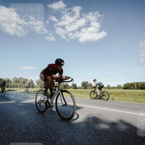 07.09.2025 - 19. Norderstedt Triathlon Michael Burmester http://msf.ph/oto/8859717 07.09.2025 15:48:10 Radfahren 381, 406, 425, 1051, 1065, 1073, 1531, 1563 meine-sportfotos.de