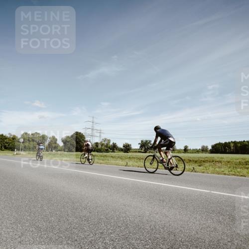 07.09.2025 - 19. Norderstedt Triathlon Michael Burmester http://msf.ph/oto/8859726 07.09.2025 12:47:28 Radfahren  meine-sportfotos.de