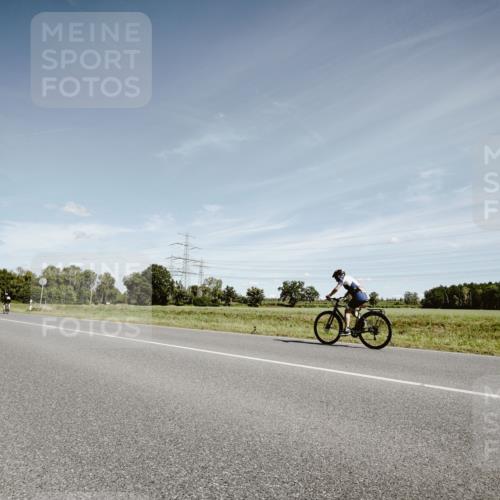 07.09.2025 - 19. Norderstedt Triathlon Michael Burmester http://msf.ph/oto/8859733 07.09.2025 12:47:38 Radfahren  meine-sportfotos.de