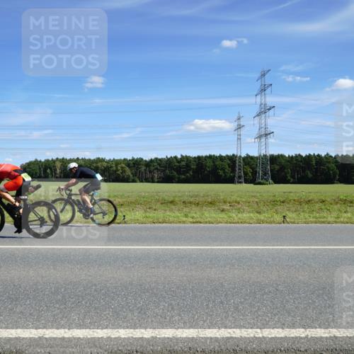 07.09.2025 - 19. Norderstedt Triathlon Michael Burmester http://msf.ph/oto/8859736 07.09.2025 13:42:53 Radfahren 1040 meine-sportfotos.de