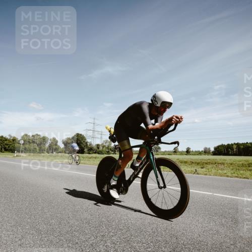 07.09.2025 - 19. Norderstedt Triathlon Michael Burmester http://msf.ph/oto/8859747 07.09.2025 12:47:50 Radfahren 318, 825, 1396 meine-sportfotos.de