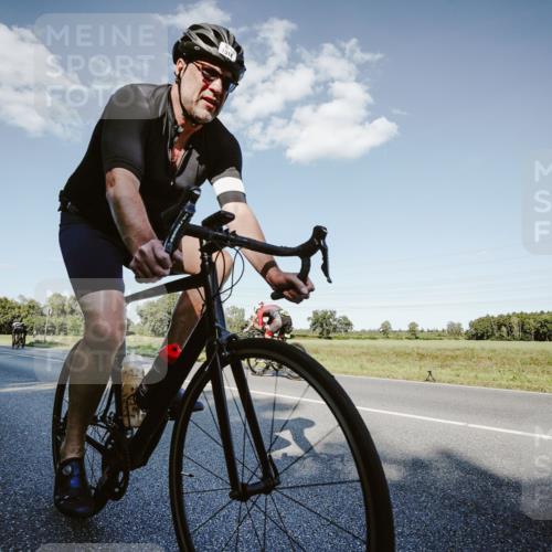 07.09.2025 - 19. Norderstedt Triathlon Michael Burmester http://msf.ph/oto/8859752 07.09.2025 15:48:24 Radfahren 1516 meine-sportfotos.de