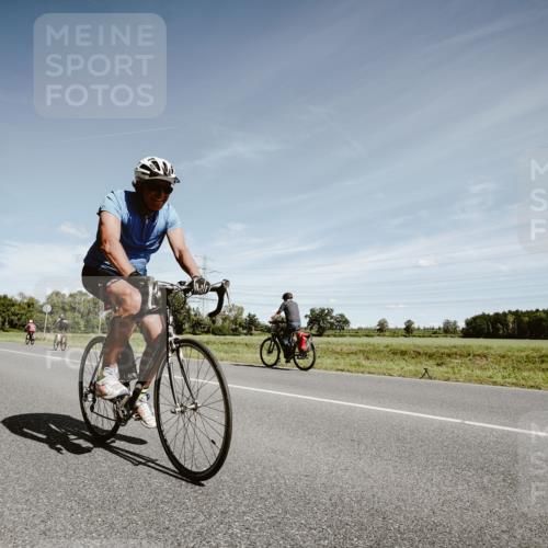 07.09.2025 - 19. Norderstedt Triathlon Michael Burmester http://msf.ph/oto/8859775 07.09.2025 12:48:02 Radfahren 277, 304, 1344 meine-sportfotos.de