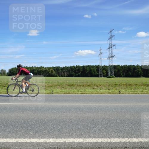 07.09.2025 - 19. Norderstedt Triathlon Michael Burmester http://msf.ph/oto/8859783 07.09.2025 13:43:30 Radfahren 960, 1468 meine-sportfotos.de