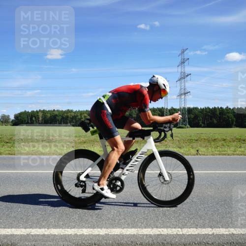 07.09.2025 - 19. Norderstedt Triathlon Michael Burmester http://msf.ph/oto/8859788 07.09.2025 13:43:31 Radfahren 960, 1468 meine-sportfotos.de