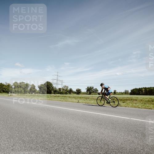 07.09.2025 - 19. Norderstedt Triathlon Michael Burmester http://msf.ph/oto/8859789 07.09.2025 12:48:11 Radfahren 173 meine-sportfotos.de