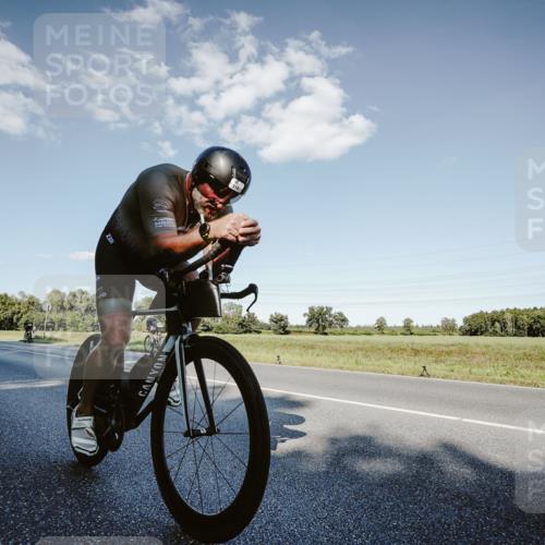07.09.2025 - 19. Norderstedt Triathlon Michael Burmester http://msf.ph/oto/8859801 07.09.2025 15:48:50 Radfahren 384, 387, 516, 522, 1405 meine-sportfotos.de