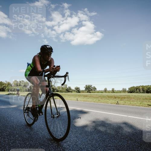 07.09.2025 - 19. Norderstedt Triathlon Michael Burmester http://msf.ph/oto/8859815 07.09.2025 15:48:53 Radfahren 384, 387, 405, 522, 1405, 1593 meine-sportfotos.de
