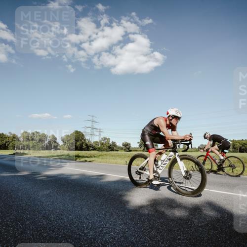 07.09.2025 - 19. Norderstedt Triathlon Michael Burmester http://msf.ph/oto/8859845 07.09.2025 15:49:05 Radfahren 402, 504, 1070, 1476 meine-sportfotos.de