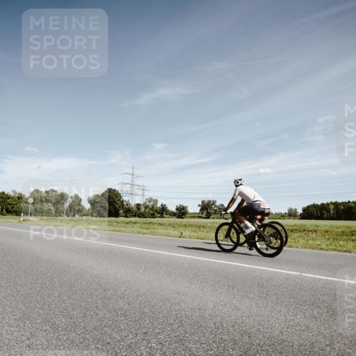 07.09.2025 - 19. Norderstedt Triathlon Michael Burmester http://msf.ph/oto/8859847 07.09.2025 12:48:49 Radfahren 283, 853 meine-sportfotos.de