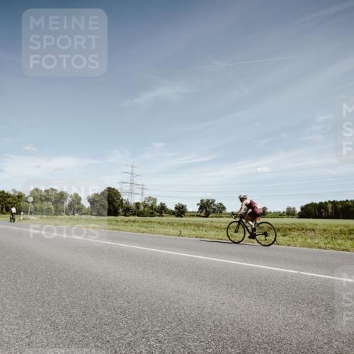 07.09.2025 - 19. Norderstedt Triathlon Michael Burmester http://msf.ph/oto/8859851 07.09.2025 12:48:53 Radfahren 142, 1216 meine-sportfotos.de