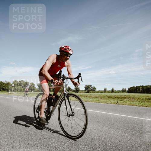 07.09.2025 - 19. Norderstedt Triathlon Michael Burmester http://msf.ph/oto/8859854 07.09.2025 12:48:54 Radfahren 142, 1216 meine-sportfotos.de